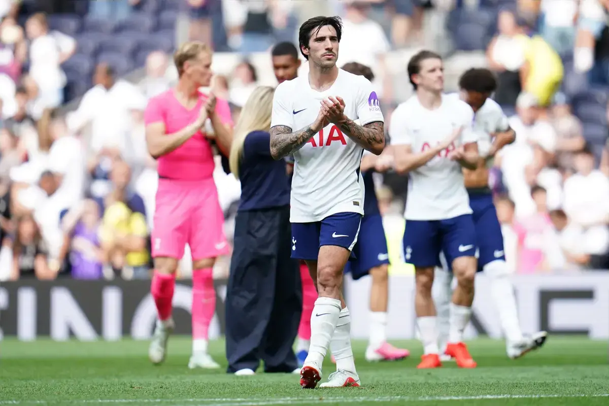 Chris Sutton criticises Roberto De Zerbi for Tottenham’s dismal start to the new season