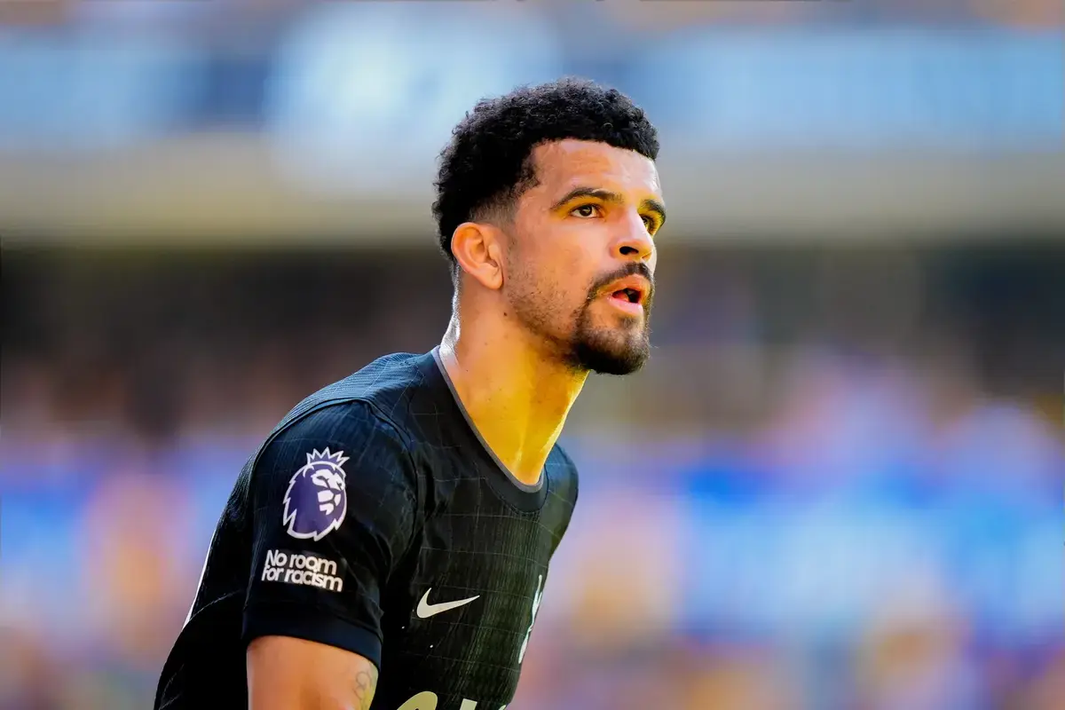 Mick Brown claims Tottenham are planning to sign a striker to replace their 29-year-old star
