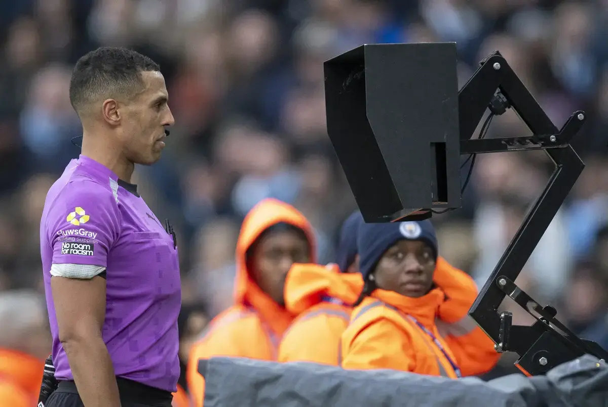 Ex-PGMOL boss blasts referees with anti-Arsenal claim after Cristian ...