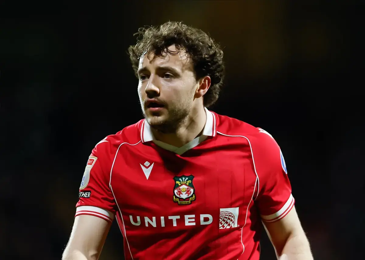 Why Ollie Rathbone And Mickey Thomas Comparison Is Starting To Make ...